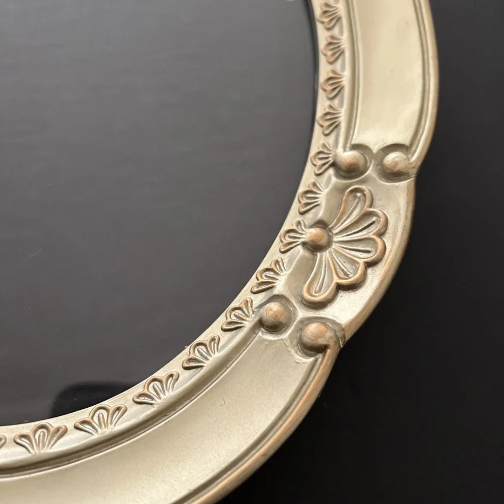 Oval Champagne Tone Ornate Resin Decorel Picture Frame 12x10 Wall or Tabletop